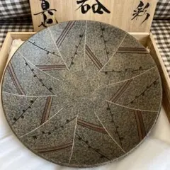 京焼　音羽山窯　色絵金彩　彩描唐草図　大皿　共布共箱　V　B14B 京焼 音羽山窯 色絵金彩 彩描唐草図 大皿 共布共箱 V B14B - メルカリ