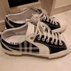 BURBERRY チェック柄 スニーカー　size 44のサムネイル