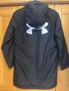 Under Armour ColdGear YLG 黒ベンチコート150センチ