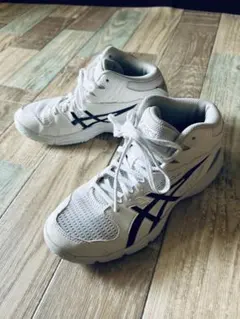 ASICS ジュニア　バスケットボールシューズ 22.5㎝