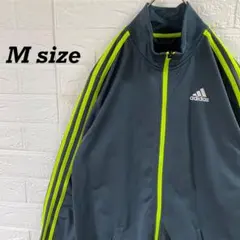 アディダス　胸ロゴトラックジャケット　ダークグレー