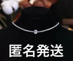 エレガントなシルバーネックレス　卒業式、入学式、ブライダルにも使えそうなデザイン