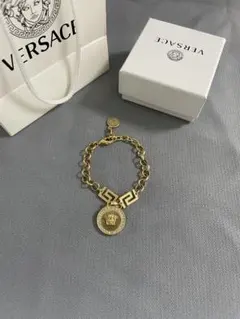 Item thumbnail for item 88bdd886-ff5f-41c7-90f5-2f483daa9842