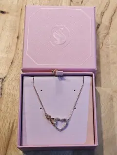 【匿名配送/送料込み】5518865 Swarovski インフィニティとハート