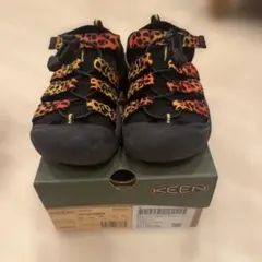 KEEN キッズ サンダル レオパード19.5