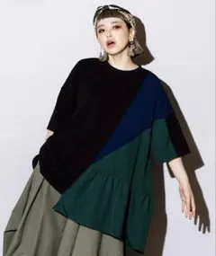 美品⭐︎オズモーシス　配色切替Tシャツ　カラーブロック 半袖Tシャツのサムネイル