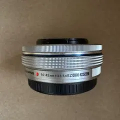 オリンパスOLYMPUS M.ZUIKO DIGITAL 14-42mm EZのサムネイル