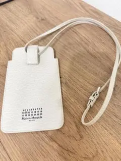 Maison Margiela スマホショルダーバッグ ホワイト