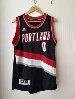 Item thumbnail for item 54b4f453-fb14-4053-8c66-8cdf3341618c