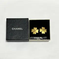 CHANEL イヤリング　ヴィンテージ　クローバー