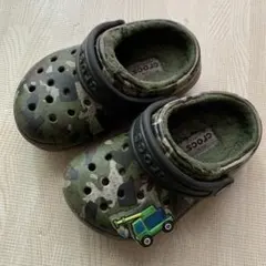 crocs クロックス　ベビーサンダル 迷彩柄 ボア付き　C6