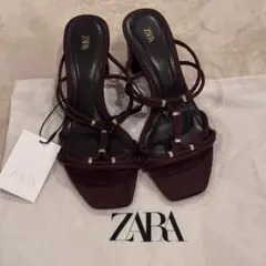【新品】ZARA ワイドヒールサンダル ブラウンのサムネイル