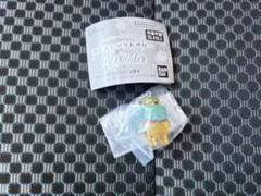 ガチャ　“ディズニーキャラクター” めじるしアクセサリー WINTER プーさん