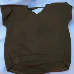 カーキ　半袖　デザインTシャツのサムネイル