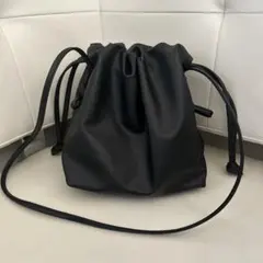 ounce 巾着型 ショルダーバッグ ブラック - メルカリ
