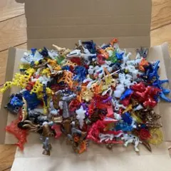ほねほねザウルス　大量　まとめ売り 大量】ほねほねザウルス まとめ売り クリアパーツ ジャンク