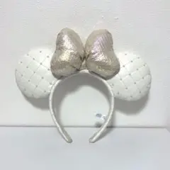 ディズニー ホワイト キルティングカチューシャ ラメリボン付き