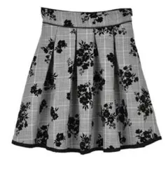 evelyn 花柄スカート