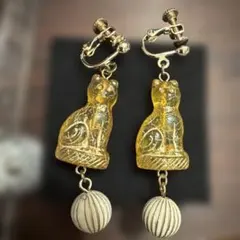 猫デザイン ぶら下がり式イヤリング