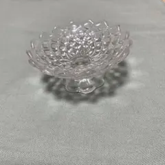ヨーロッパアンティーク ガラス金彩花模様シャンパングラス - メルカリ