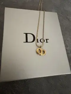 Christian Dior ディオール　CDロゴ　ネックレス　ゴールド