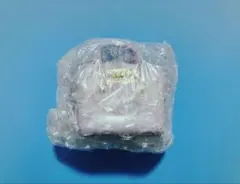 ジルスチュアート　ミニビジューロイヤルトートキーホルダー　ガチャ