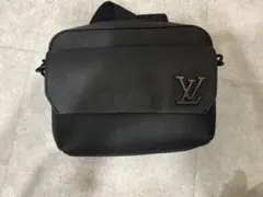 ※説明欄要確認　ブラック メッセンジャーバッグ　ショルダーバッグ