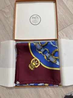 極美品 must de Cartier カルティエ スカーフ シルク 大判 箱付 - メルカリ