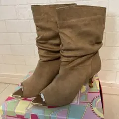 専用 Rady つま先開きブーツのサムネイル