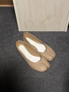 Maison Margiela 足袋 バレエシューズ ベージュ 37のサムネイル
