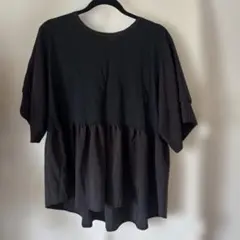 ブラック半袖フレアトップス
