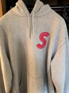 三*星様 Supreme シュプリーム パーカー Lサイズ 筆記体ロゴ 人気即完 Supreme - supreme 筆記体 ロゴの通販 by ttt's shop｜シュプリーム