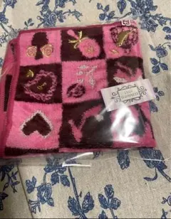 Item thumbnail for item 863ce22d-b7a5-4220-90f0-b27e172ef641