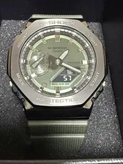 カシオ　G-SHOCK GM-2100B-3AJF グリーン文字盤　美品