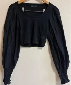 ZARA ブラック ショート丈長袖トップス