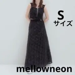 【美品】メロウネオン フラワービスチェスカートセットアップ ブラック 黒 Sのサムネイル