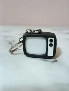 レトロTVキーホルダー♡光る 音が出る テレビ