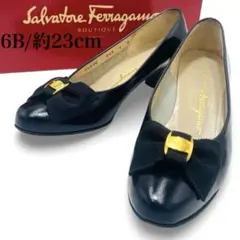 美品✨フェラガモ 6B/約23cm パンプス ヴァラ 金具 リボン エナメル 黒