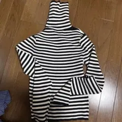 ボーダー　長袖　ニット　白黒