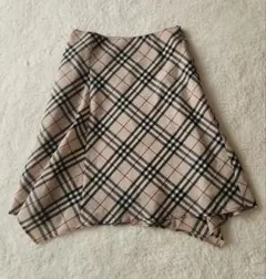Burberry ノバチェック　スカート　フリル　アシンメトリー