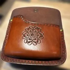 レザー小物入れ