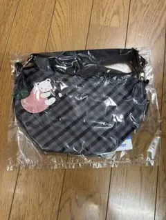 【匿名配送】ファミリア　ポシェット　黒系ファミリアチェック