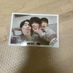 渡辺翔太 松村北斗 松田元太 公式写真 セルフィー