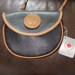 DELANE CANADA　オールレザー　ショルダーバッグ