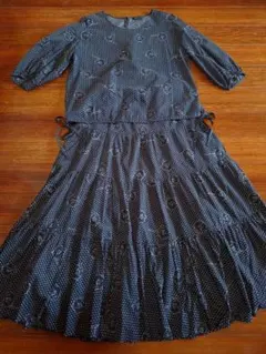 インゲボルグ　綿ローンカメリアドットpt ブラウス＋スカートセット　クロ