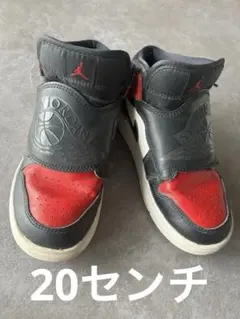 Jordan スニーカー　キッズ　20センチ　skyJordan 赤　黒　ナイキ