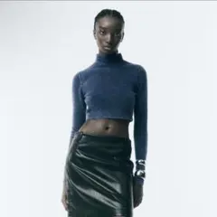 ZARA ニットクロップドトップス
