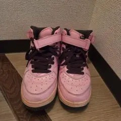 Item thumbnail for item 84ed6b8a-1f28-47e7-9f5b-3bbe56867aa9