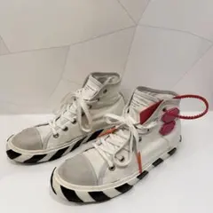 OFF-WHITE c/o Virgil Abloh スニーカーのサムネイル