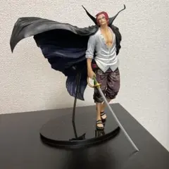 ワンピース シャンクス フィギュアのサムネイル
